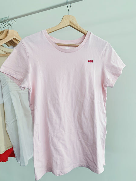 Pink Levis T-Shirt